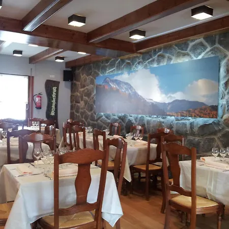 纳瓦诺酒店 2* 潘蒂科萨